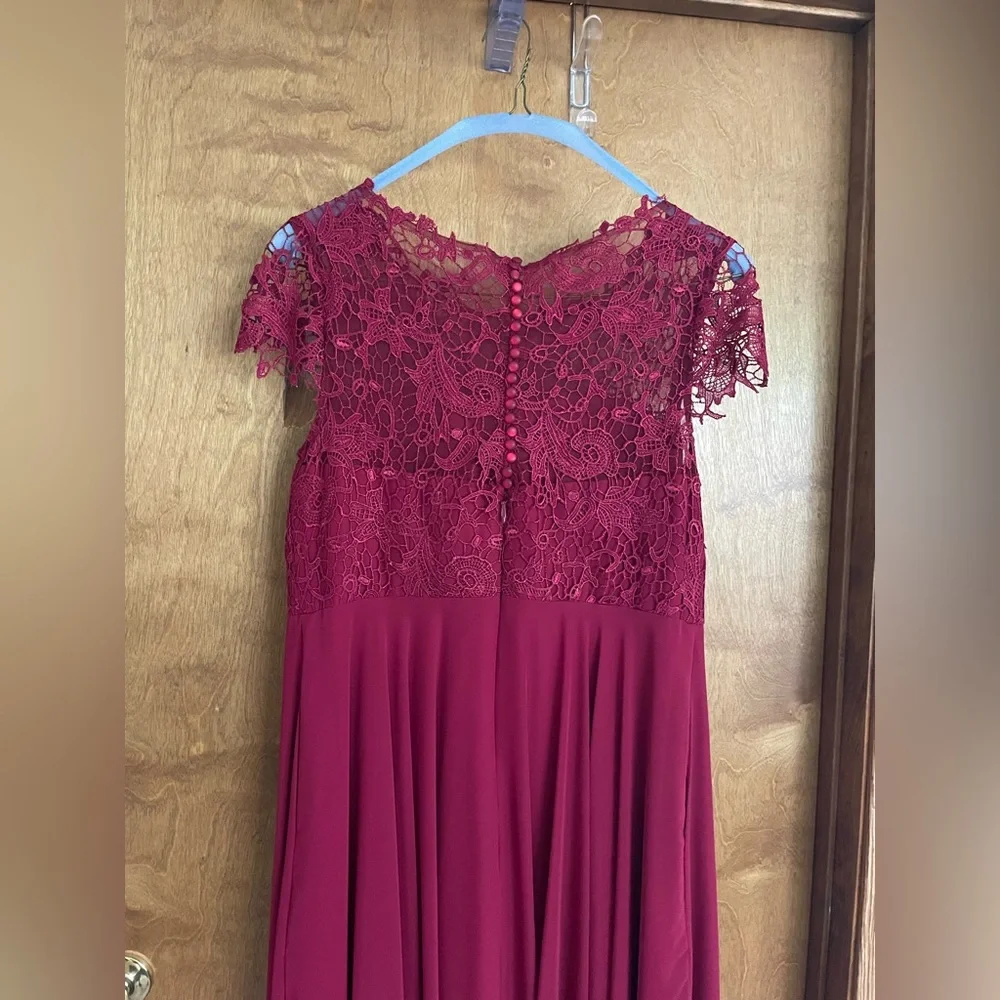 JJshouse Bridesmaid Dress Burgundy 16W - Picture 3 of 8